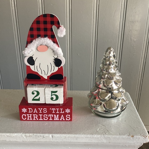 NWT Wooden Santa Gnome Days To Christmas Wooden Block Counter Decoration Set - Picture 6 of 11